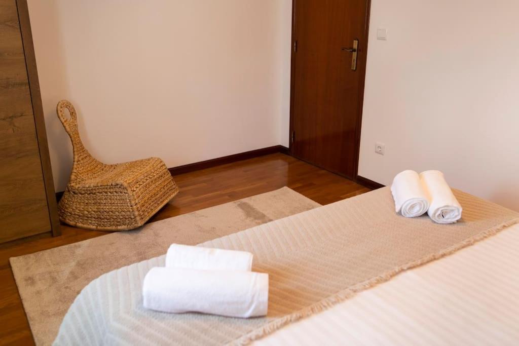 Entrevillas Alojamento Local, Apartamento T2 Arcos de Valdevez Exteriör bild